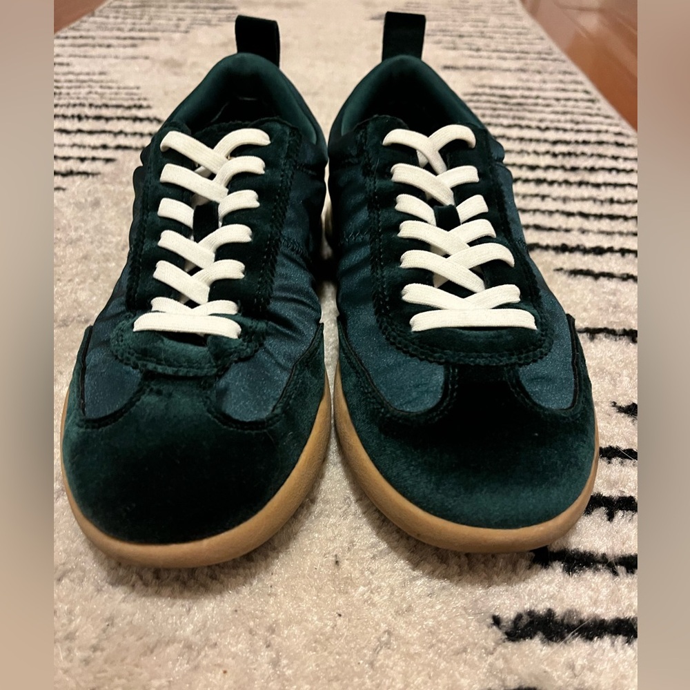 Anne Klein sneakers